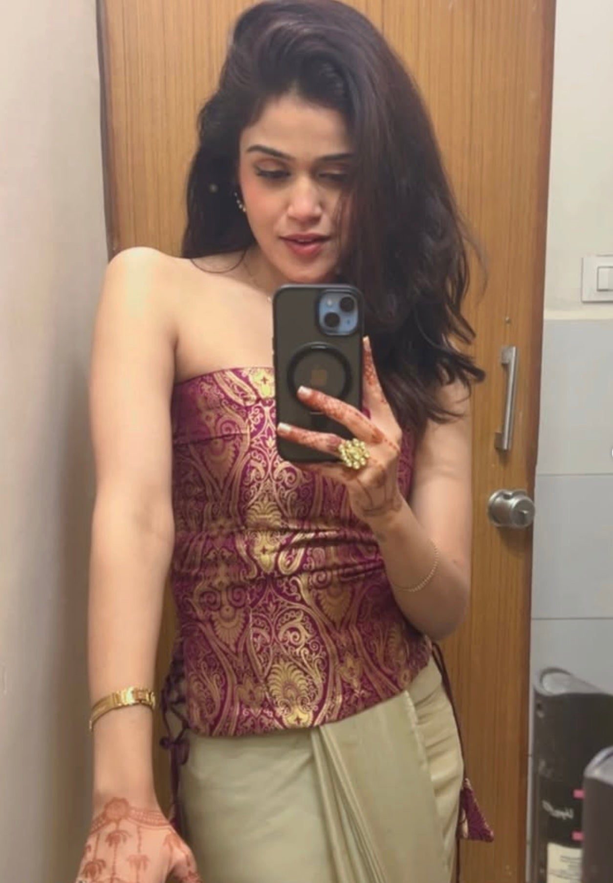 Draped Saree / Pre-Stitched Saree Skirt