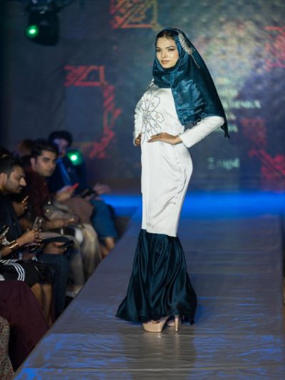 Adaa Bazaar Women’s Hijab – Elegant, Comfortable & Stylish Dress