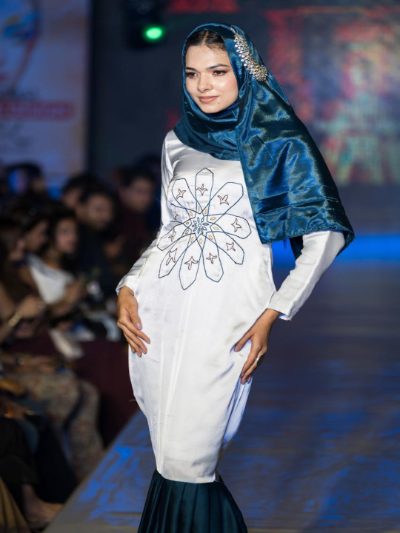 Adaa Bazaar Women’s Hijab – Elegant, Comfortable & Stylish Dress